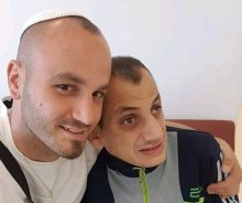 מימין: מתניה ז"ל עם אחיו יקיר (צילום: באדיבות המשפחה)