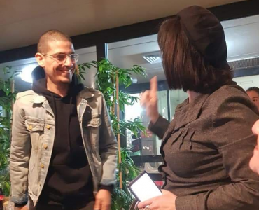 קותי וראש העיר (צילום: באדיבות אתיקה)